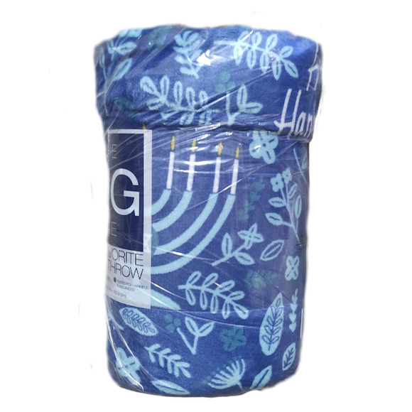 The Big One Oversized Hanukkah Supersoft Plush Throw - Picture 4 of 6